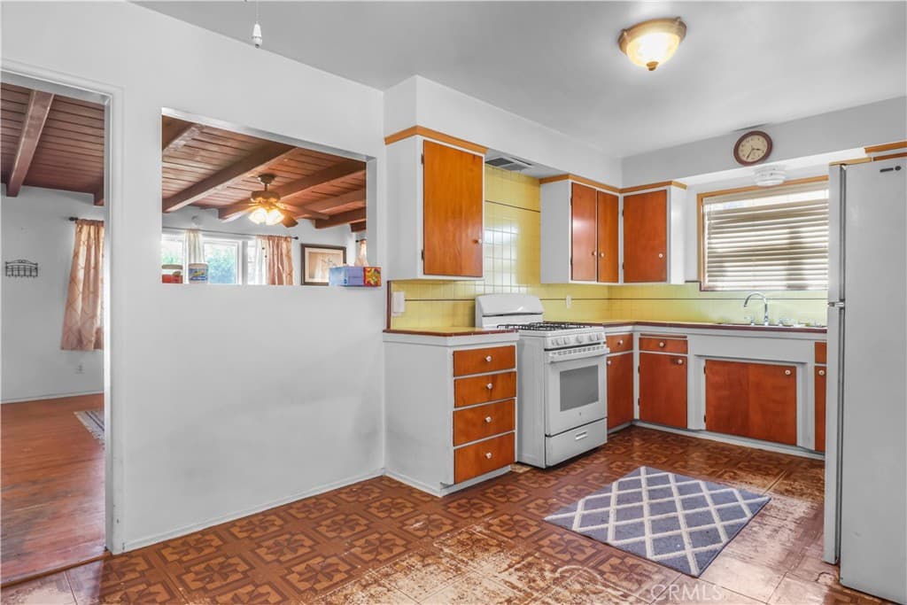 Home at 15851 E Kingside, Covina — photo 10 of 12