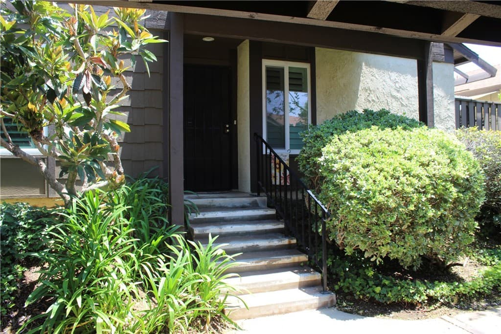 Townhouse at 457 Shadyglen, San Dimas — photo 1 of 12