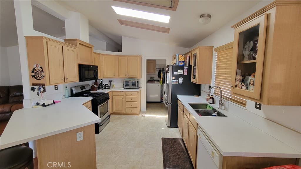 Home at 201 E Arrow 54, Glendora — photo 3 of 12