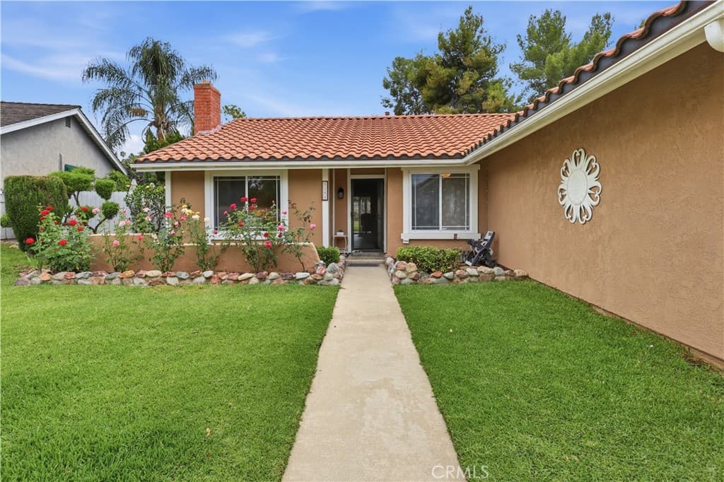 Home at 1388 Avenida Loma Vista, San Dimas — photo 4 of 12