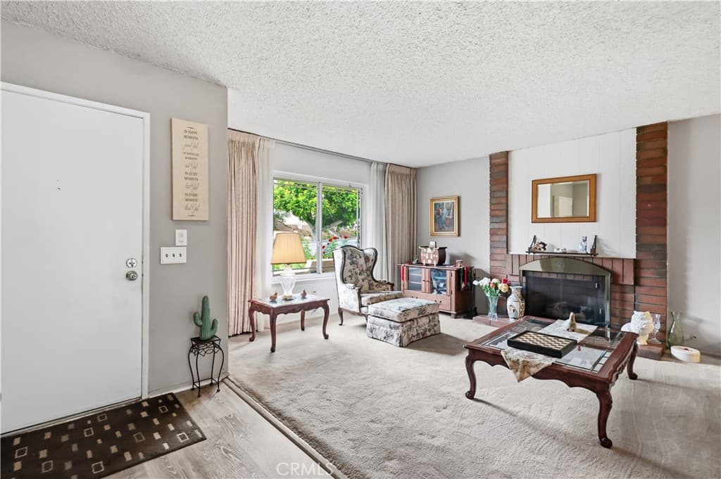 Home at 1388 Avenida Loma Vista, San Dimas — photo 10 of 12