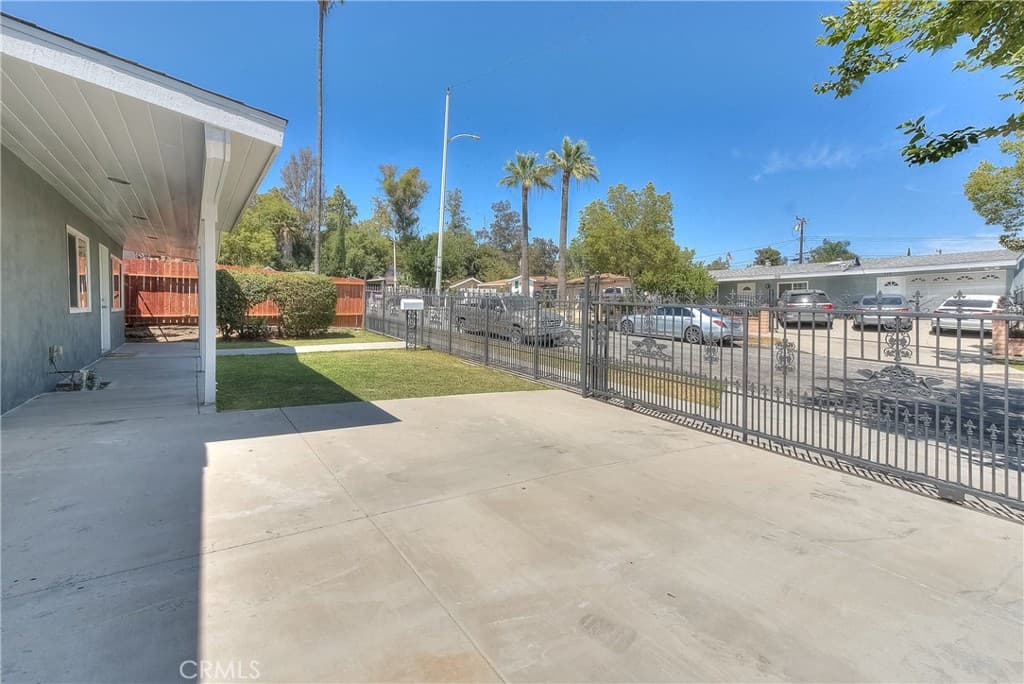 Home at 313 Abery, La Puente — photo 6 of 12