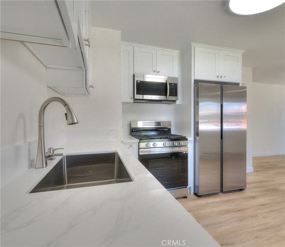 Home at 313 Abery, La Puente — photo 10 of 12