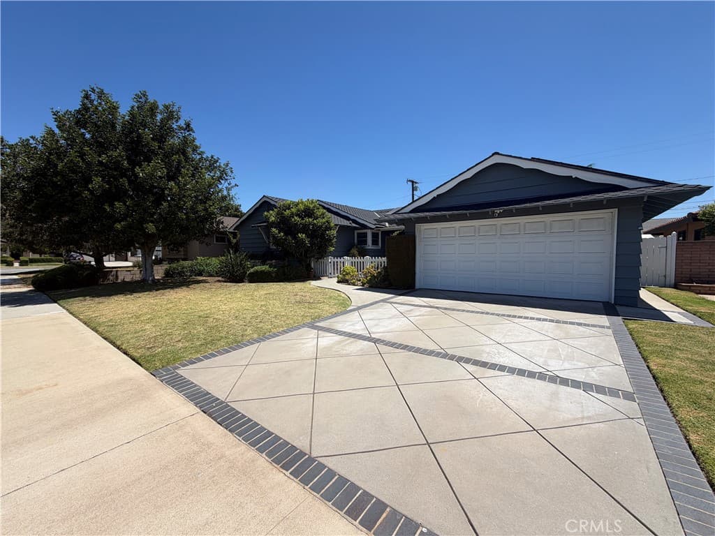 Home at 578 N Heathdale, Covina — photo 4 of 12