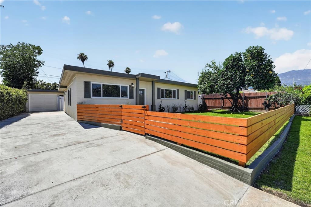 Home at 1829 Park Rose, Duarte — photo 5 of 12