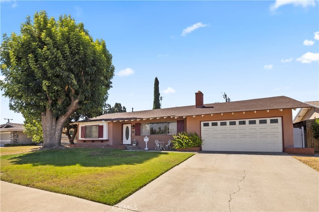 Home at 330 Golden Carriage, Pomona — photo 3 of 12