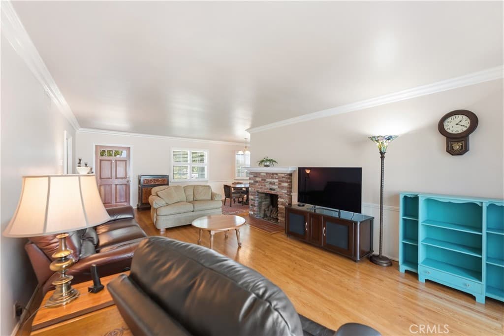 Home at 903 E Dalton, Glendora — photo 11 of 12