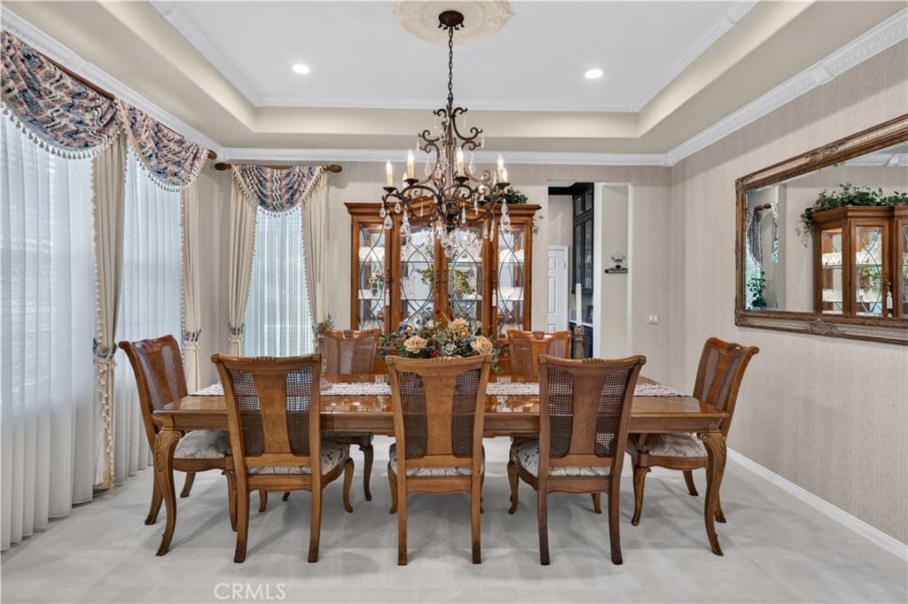 Home at 2560 Galicia, La Verne — photo 7 of 12