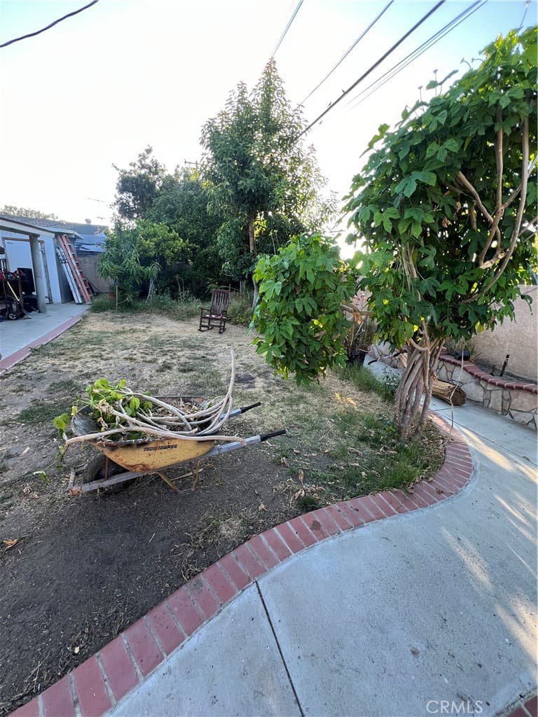 Home at 631 Miller, Pomona — photo 12 of 12