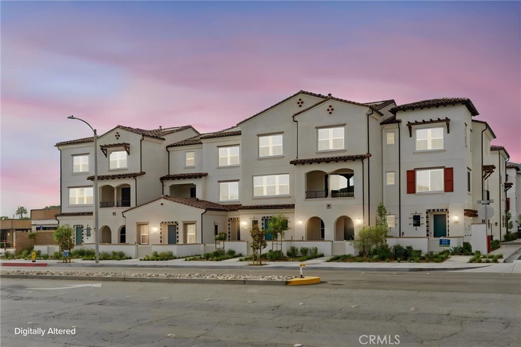 Townhouse at 731 E Route 66, Glendora — photo 4 of 12