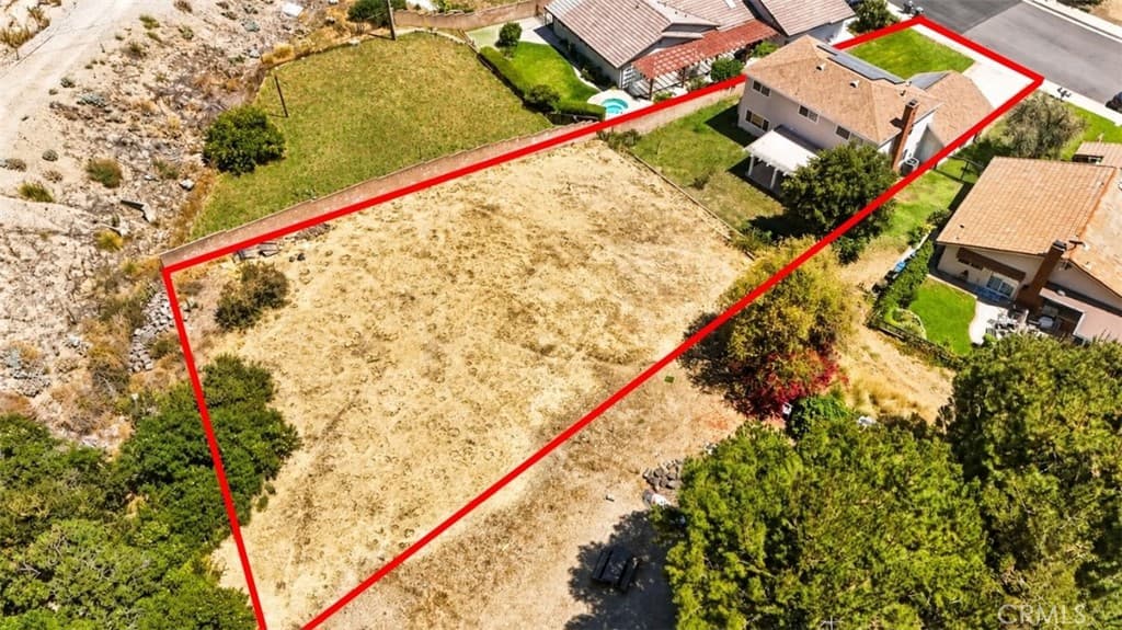 Home at 3343 Brookridge Road, Duarte — photo 7 of 12