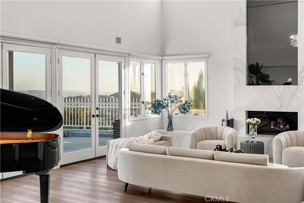 Home at 346 Morgan Ranch, Glendora — photo 8 of 12