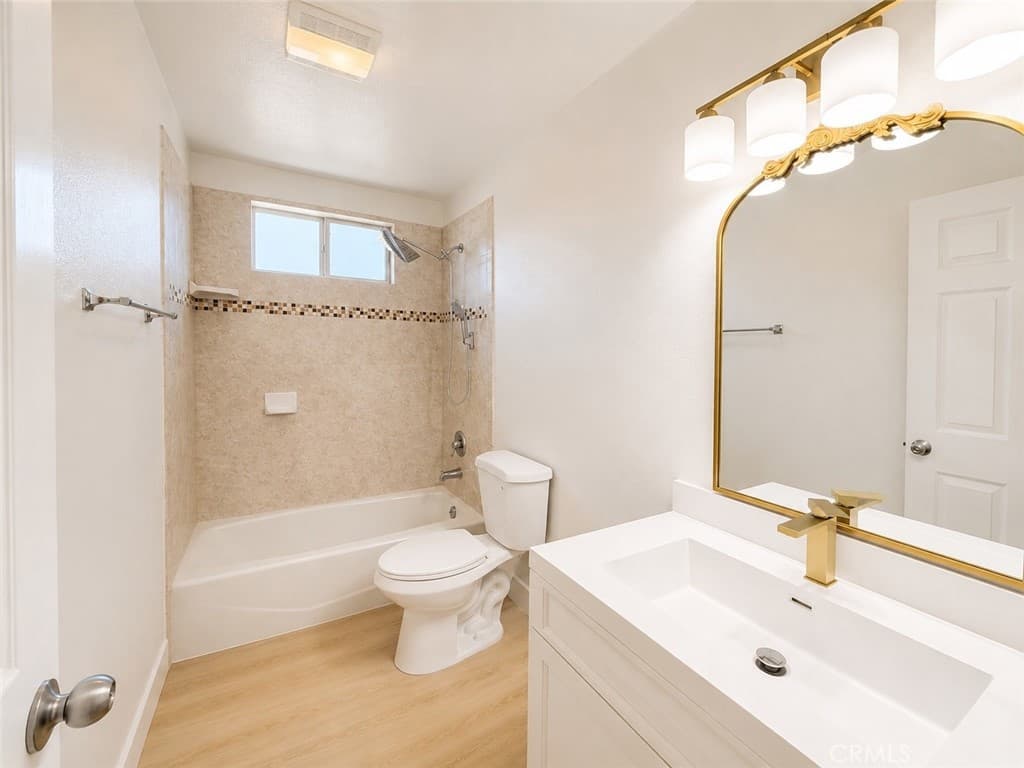 Home at 548 N Reservoir, Pomona — photo 7 of 12