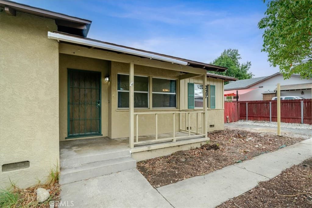 Home at 227 Piedmont, Claremont — photo 4 of 12