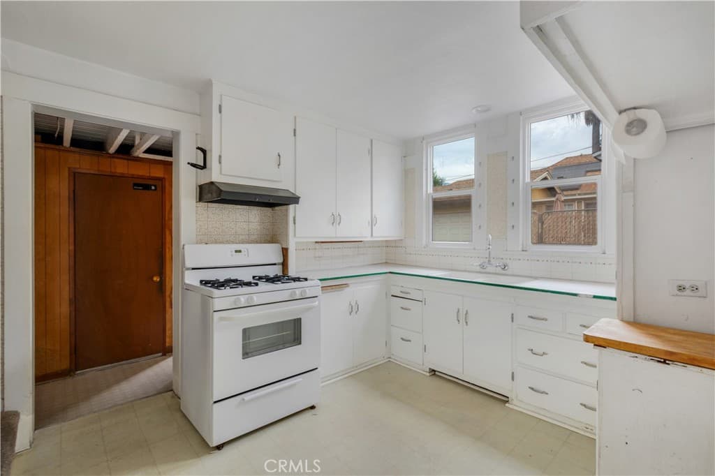 Multi-Family at 163 May Avenue, Monrovia — photo 11 of 12