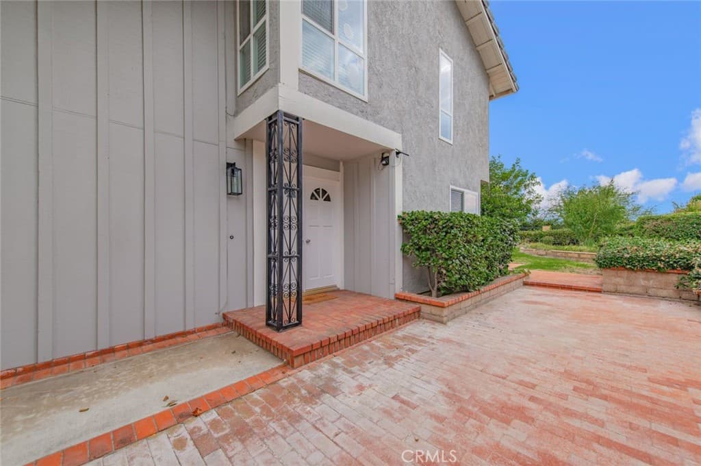 Home at 1441 Rolling Knoll Road, Diamond Bar — photo 5 of 12