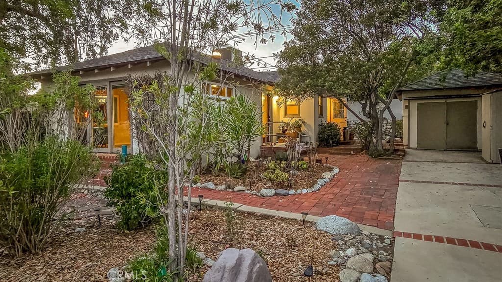 Home at 649 Marylind, Claremont — photo 2 of 12