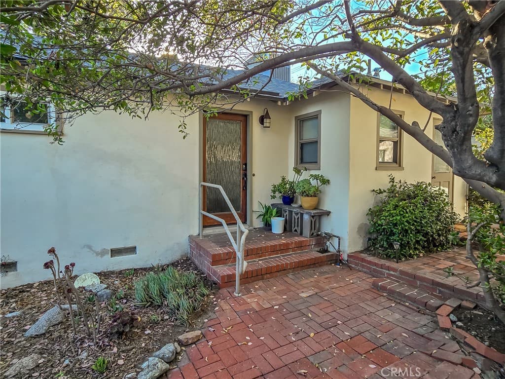 Home at 649 Marylind, Claremont — photo 3 of 12