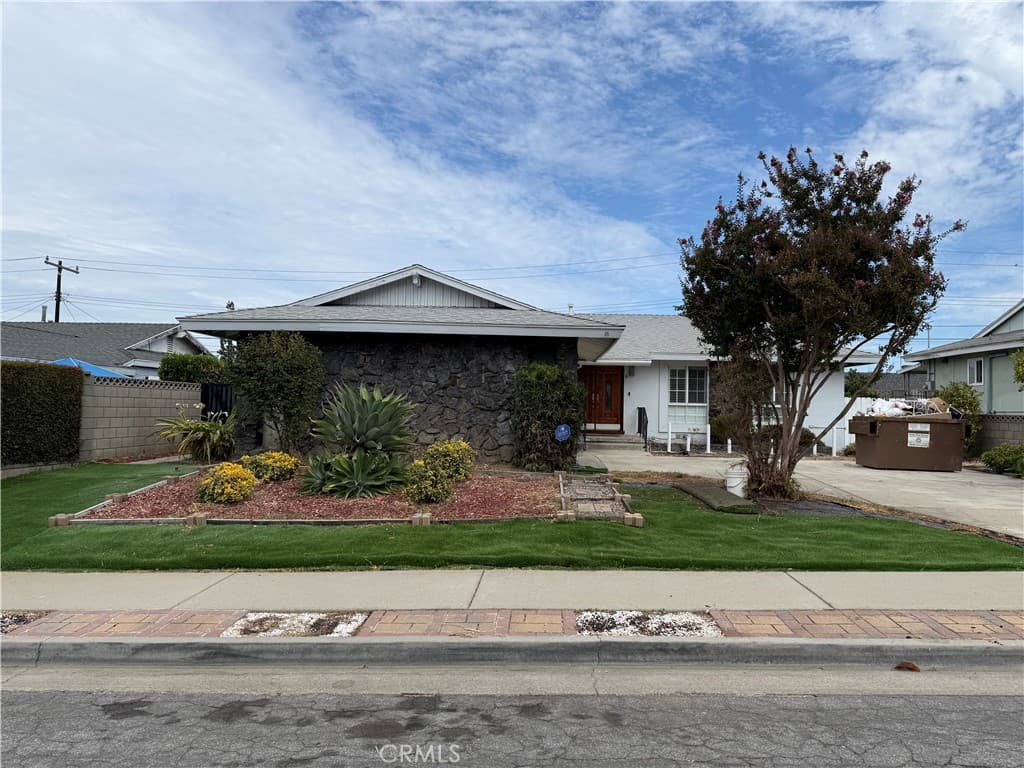 Home at 1334 Kinbrae, Hacienda Heights — photo 3 of 12