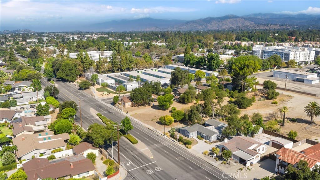 Home at 449 , 447, 448 Arrow Highway, Claremont — photo 12 of 12