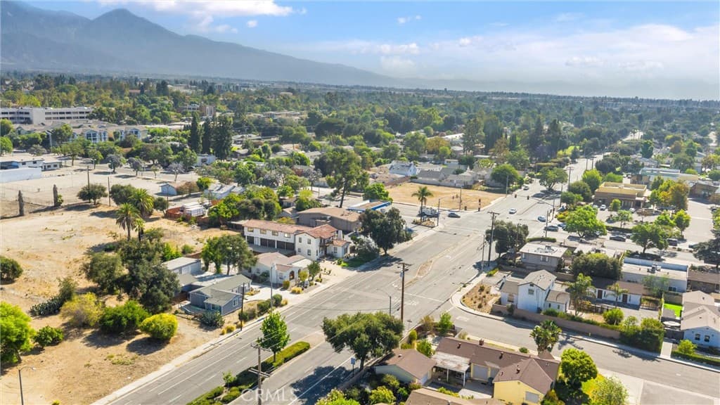 Home at 449 , 447, 448 Arrow Highway, Claremont — photo 9 of 12