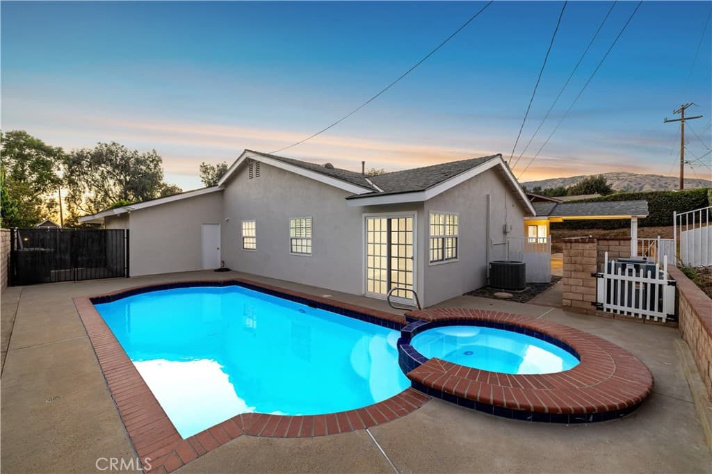Home at 4832 Chamber, La Verne — photo 2 of 12