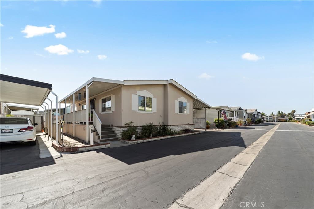 Home at 1630 W Covina Boulevard 62, San Dimas — photo 4 of 12