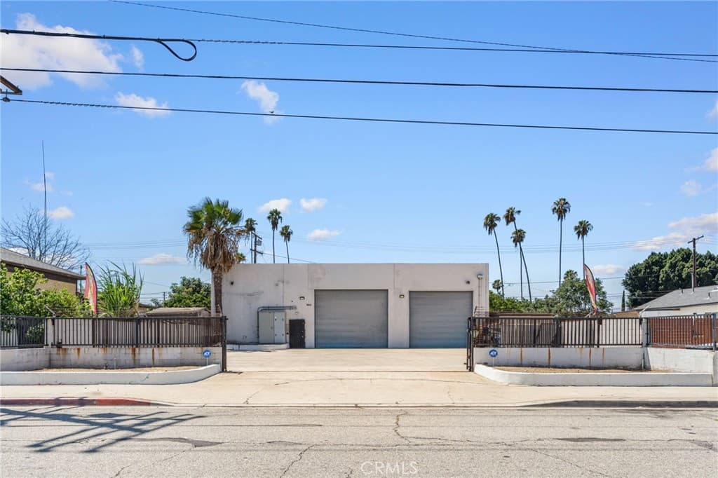 Home at 960 W 1st, Pomona — photo 1 of 12