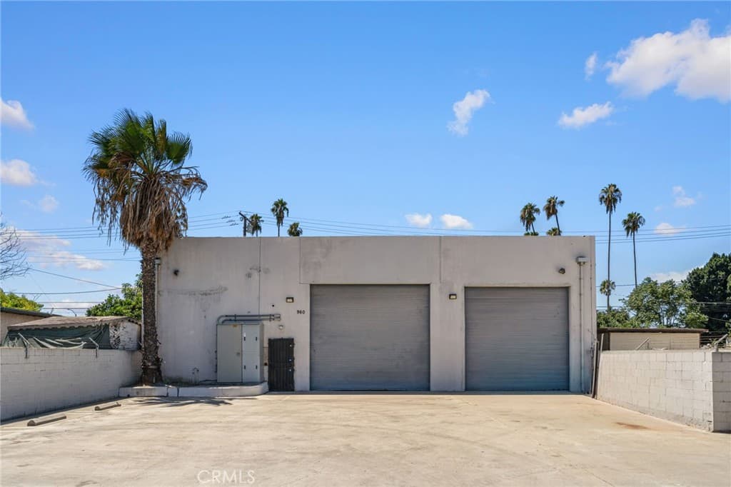 Home at 960 W 1st, Pomona — photo 2 of 12
