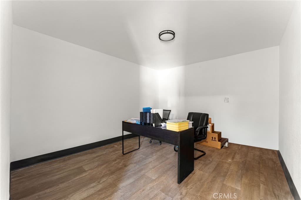 Home at 960 W 1st, Pomona — photo 5 of 12