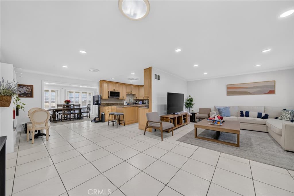 Home at 579 Aurora, Claremont — photo 5 of 12