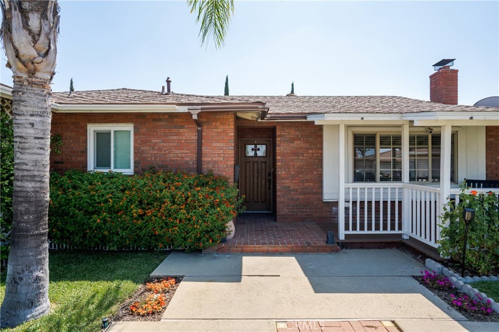 Home at 1742 S Candish Avenue, Glendora — photo 4 of 12