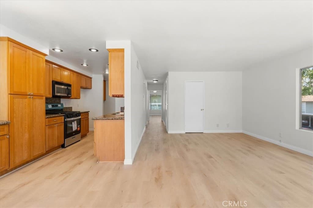 Condo at 2101 E Aroma, West Covina — photo 5 of 12