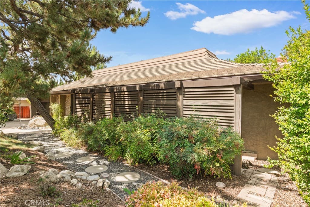 Home at 2275 N La Paz, Claremont — photo 6 of 12