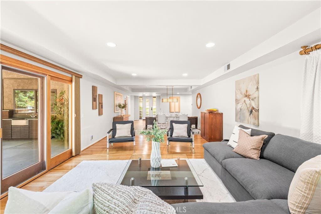 Home at 2275 N La Paz, Claremont — photo 10 of 12