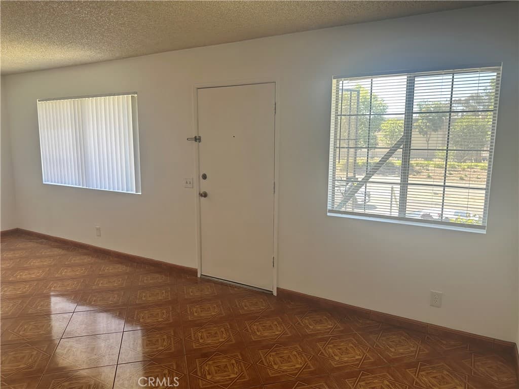 Condo at 1123 W Sierra Madre Avenue 1, Azusa — photo 11 of 12