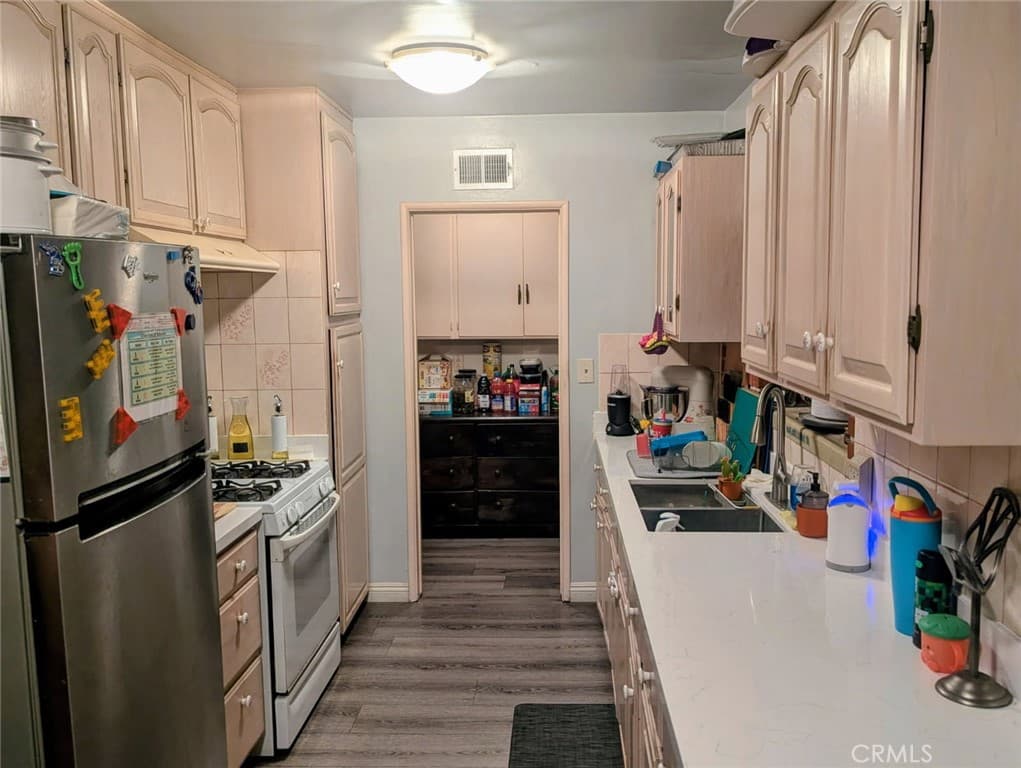 Home at 1110 Cabana, La Puente — photo 10 of 12