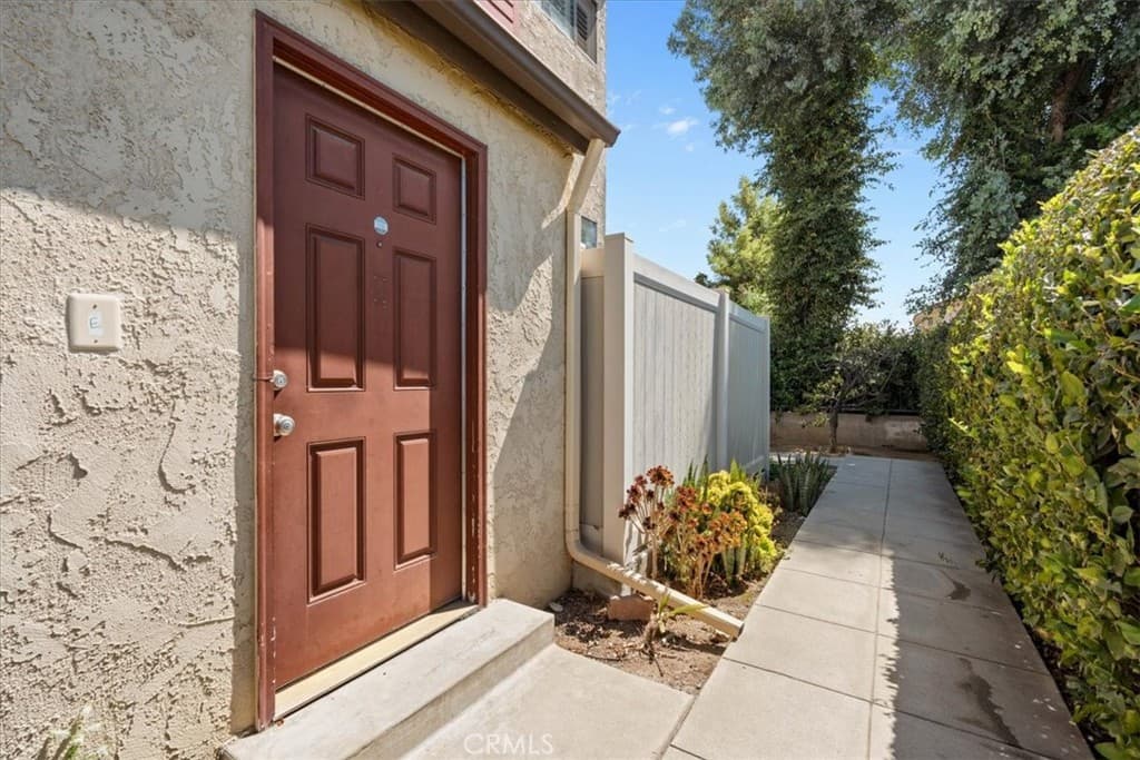 Condo at 4336 Walnut E, Baldwin Park — photo 3 of 12