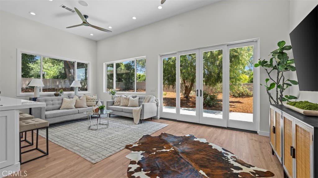 Home at 3310 N Mills Avenue, Claremont — photo 12 of 12