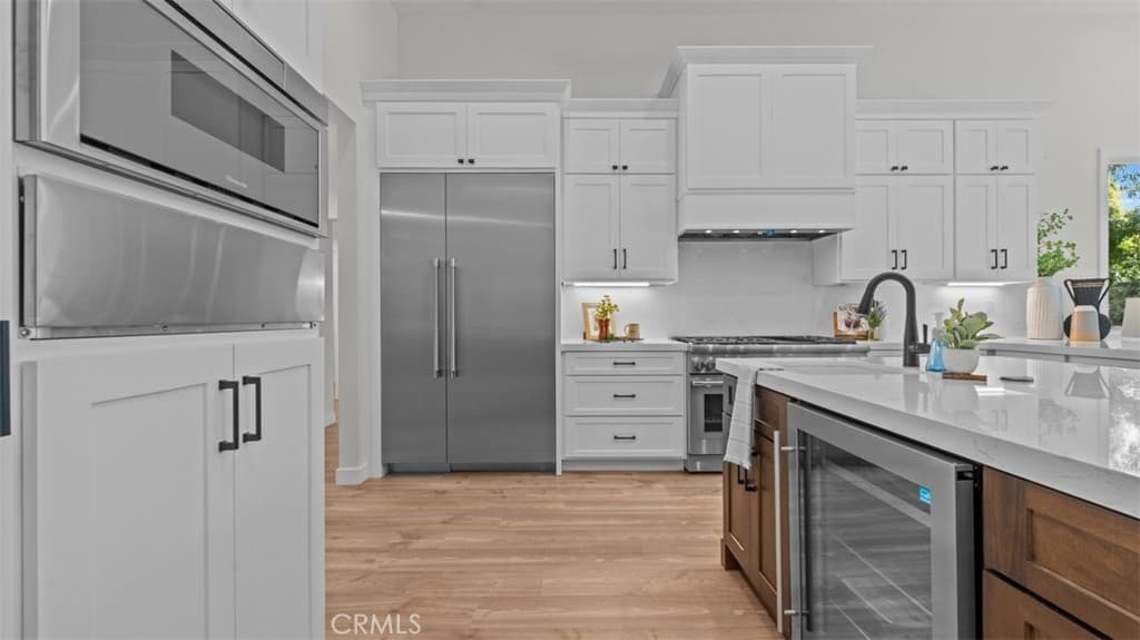 Home at 3310 N Mills Avenue, Claremont — photo 9 of 12