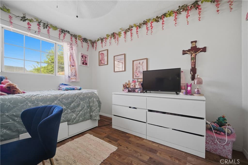 Home at 1853 Garland, Pomona — photo 7 of 12