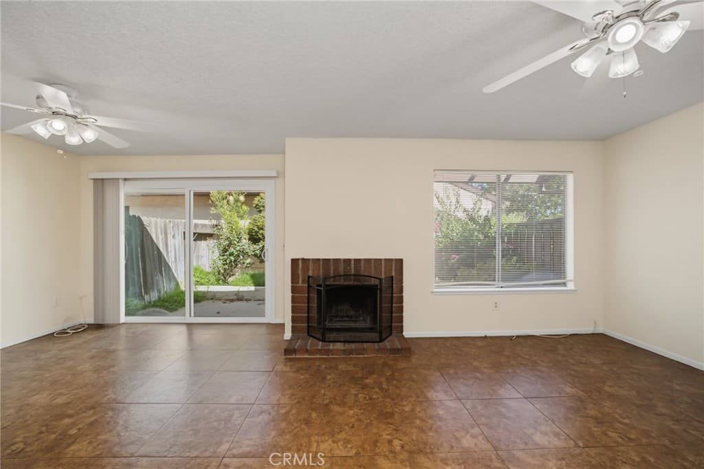 Townhouse at 1251 Bonnie Glen Lane, San Dimas — photo 6 of 12
