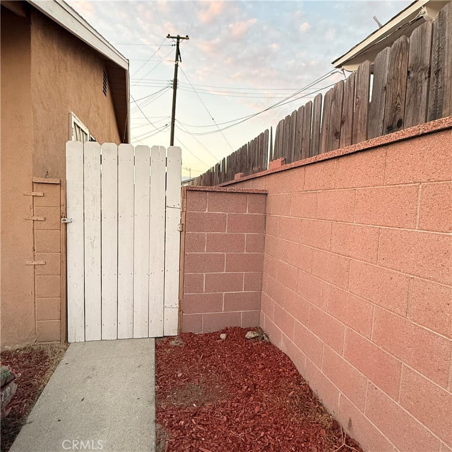 Home at 1277 Essex, Pomona — photo 2 of 12