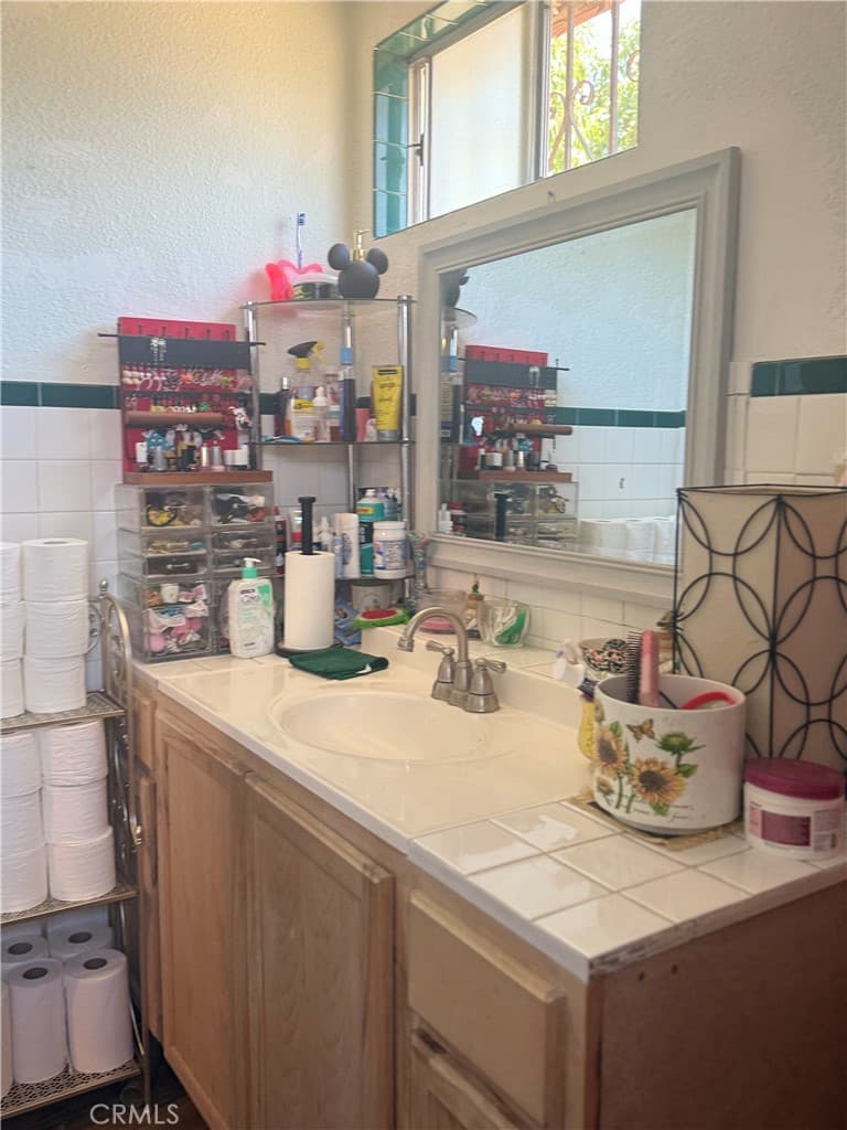 Home at 17744 Gemini Street, La Puente — photo 8 of 12