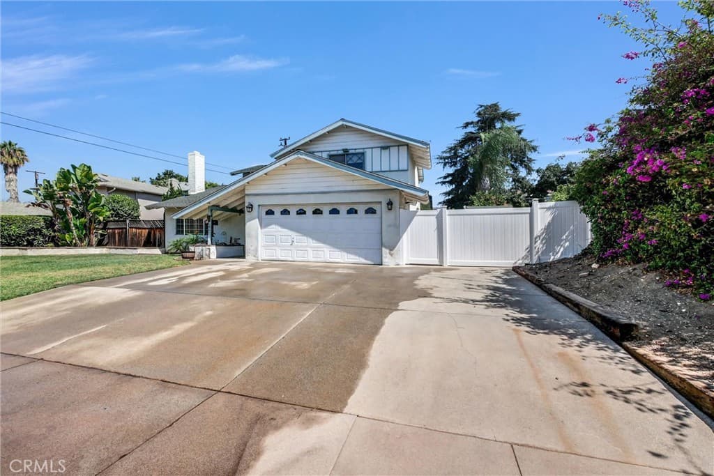 Home at 437 Portola, San Dimas — photo 2 of 12