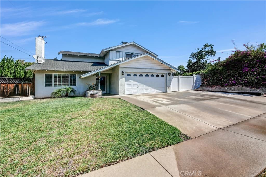 Home at 437 Portola, San Dimas — photo 3 of 12