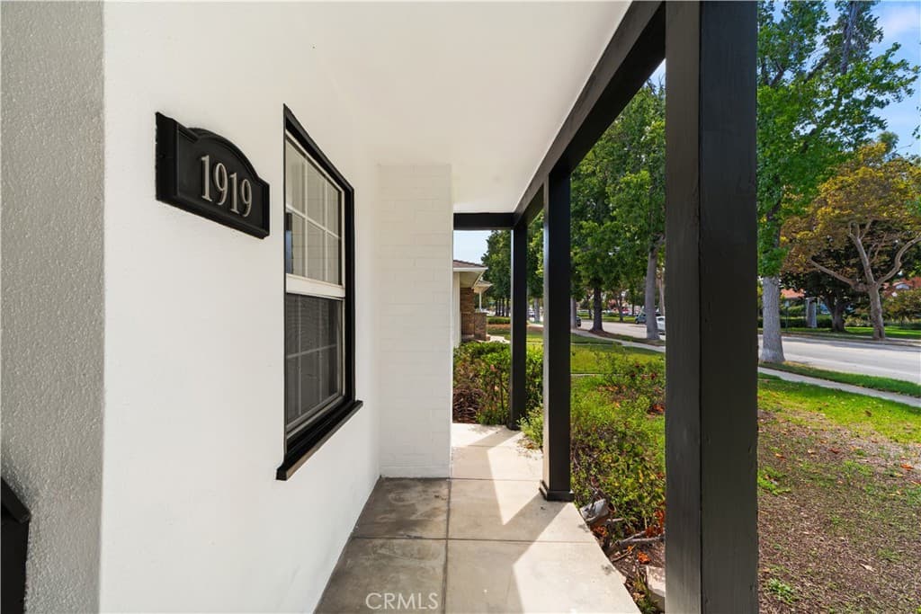 Home at 1919 Bonita Avenue, La Verne — photo 5 of 12