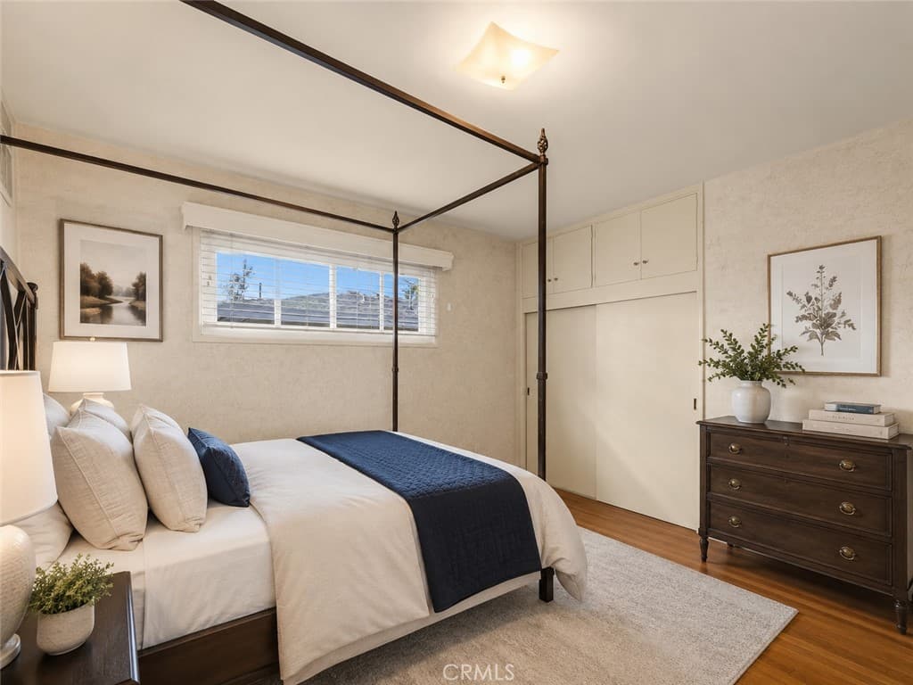 Home at 754 W 9th, Claremont — photo 12 of 12