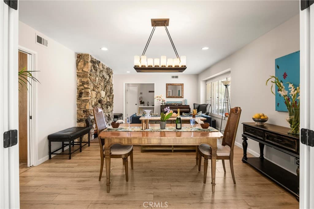 Home at 698 Wellesley, Claremont — photo 7 of 12