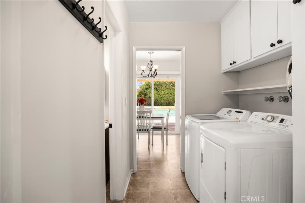 Home at 698 Wellesley, Claremont — photo 10 of 12